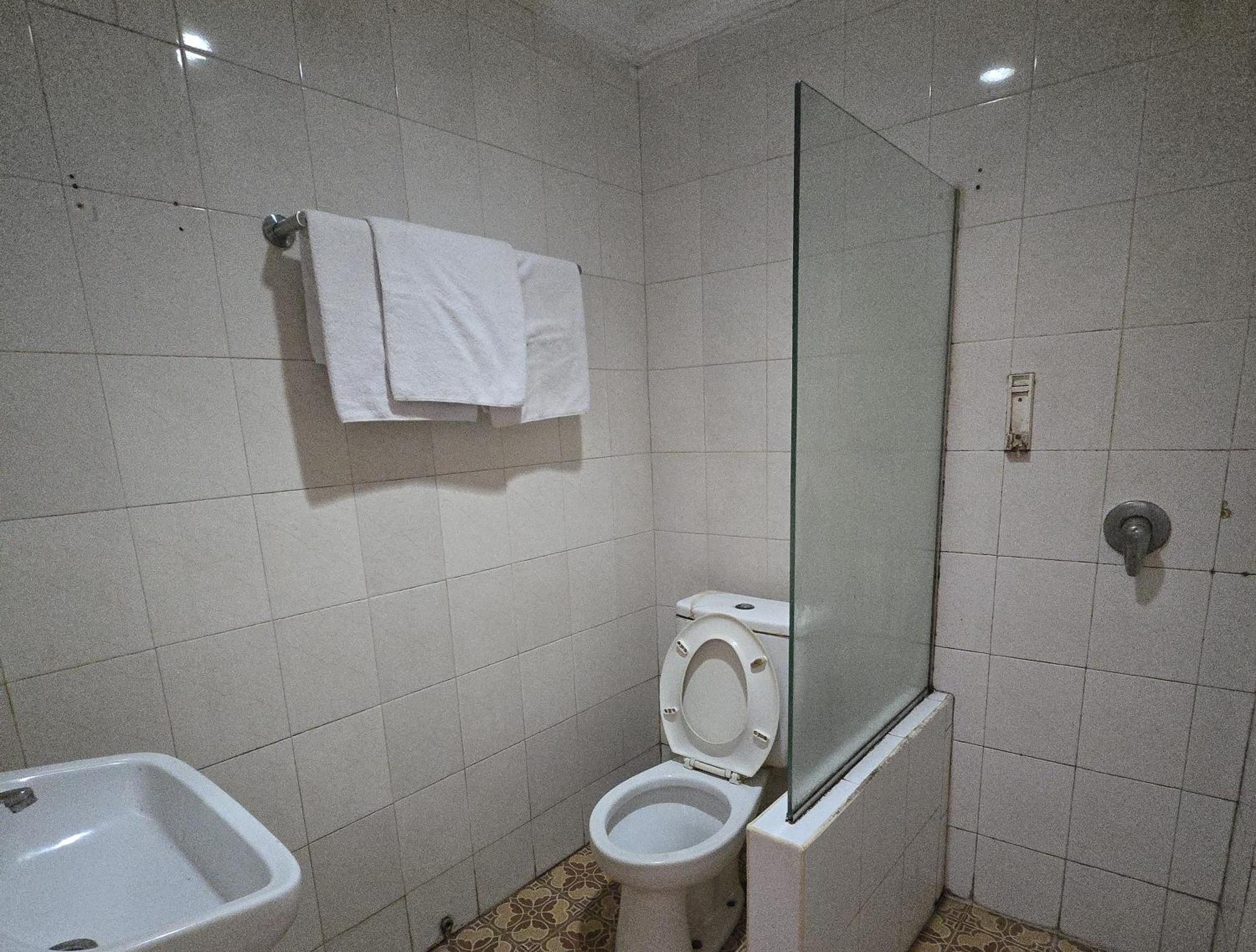 Hotel Maxim Kwitang Jakarta Chambre photo