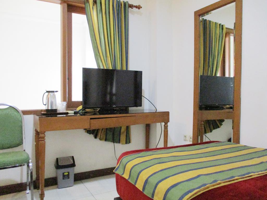 Hotel Maxim Kwitang Jakarta Extérieur photo