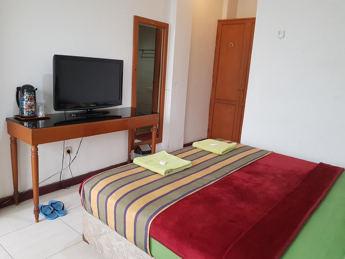 Hotel Maxim Kwitang Jakarta Extérieur photo
