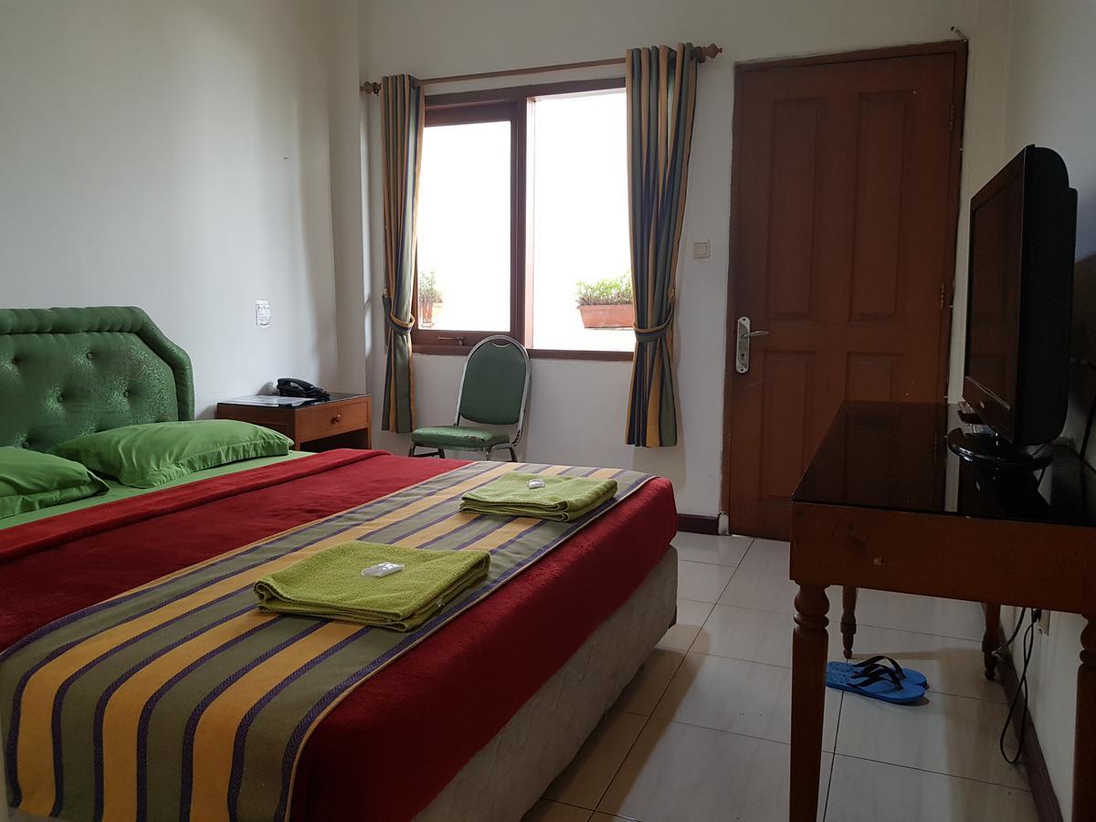 Hotel Maxim Kwitang Jakarta Extérieur photo